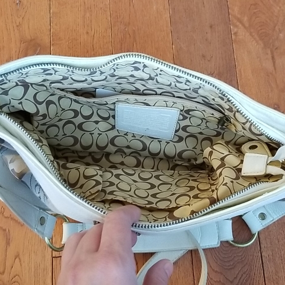 SOLD Coach purse - Picture 6 of 7